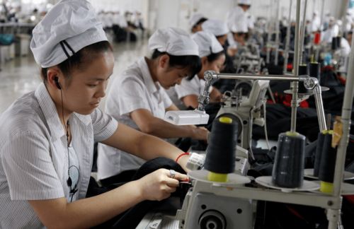 中國(guó)工廠工時(shí)困境 為何8小時(shí)雙休制難落實(shí)與典當(dāng)業(yè)務(wù)的關(guān)聯(lián)分析